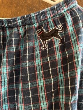 The Black  Dog Plaid Pajama Pants Women’s Large